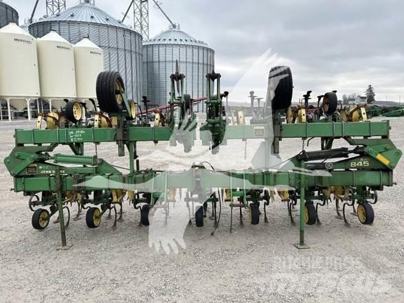 John Deere 845 Καλλιεργητικές μηχανές κατά γραμμές
