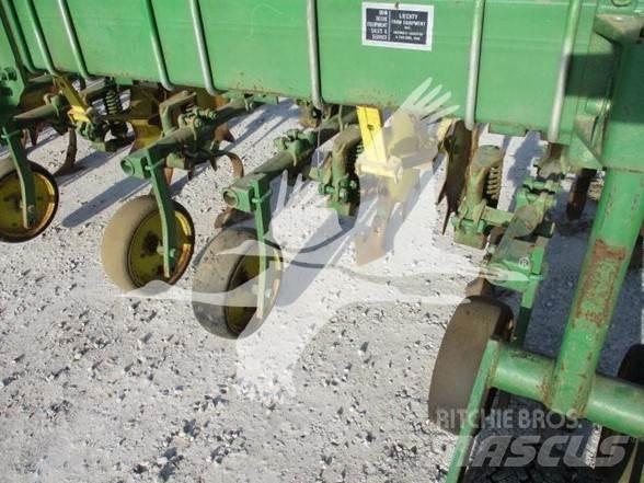 John Deere 85 Καλλιεργητικές μηχανές κατά γραμμές