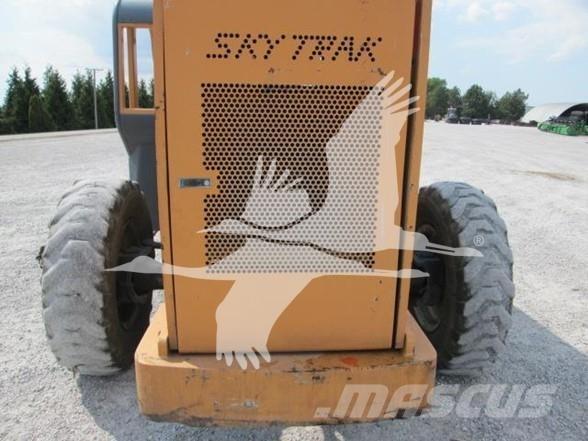 SkyTrak 8042 Τηλεσκοπικοί ανυψωτές