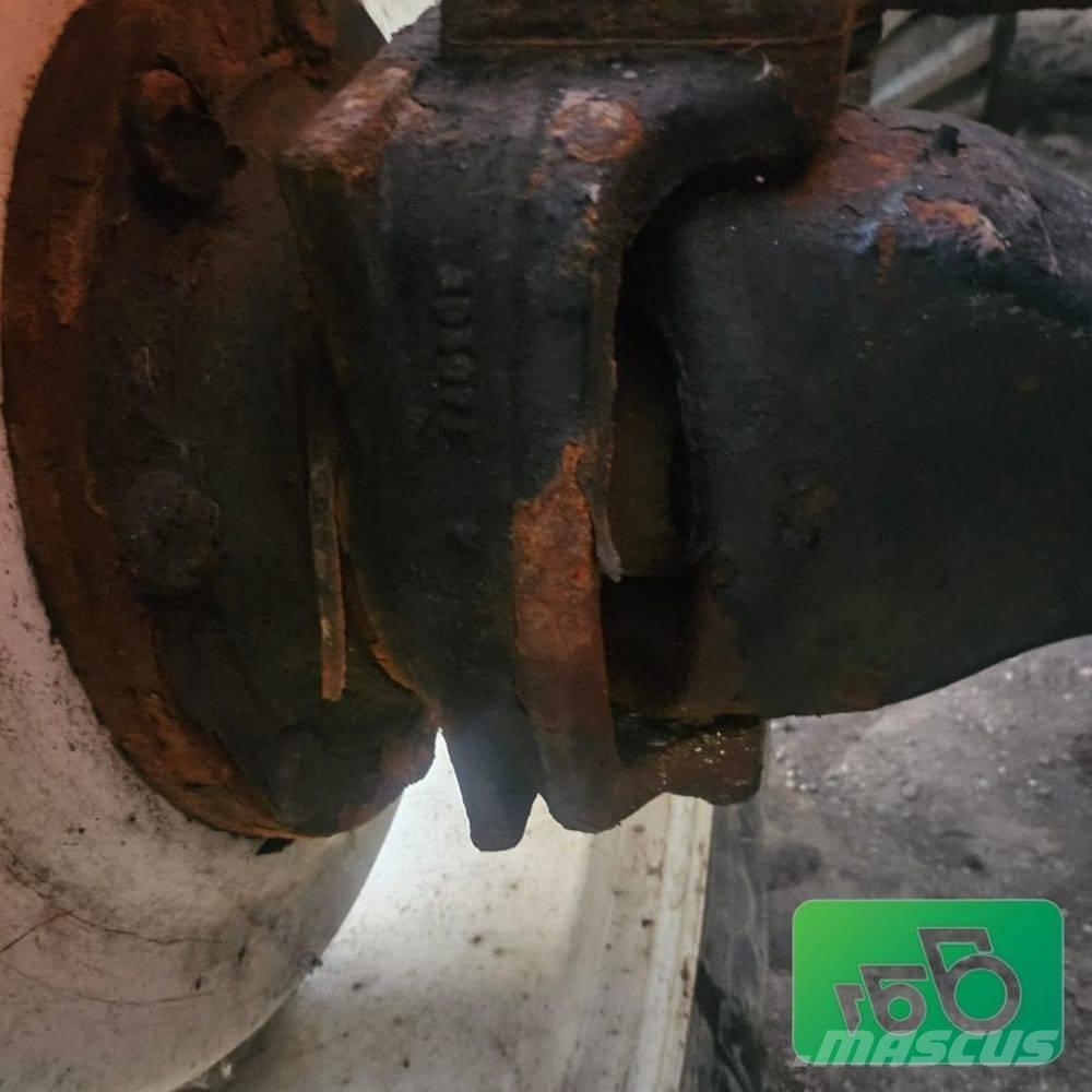 Valmet 8350. Parts Τρακτέρ