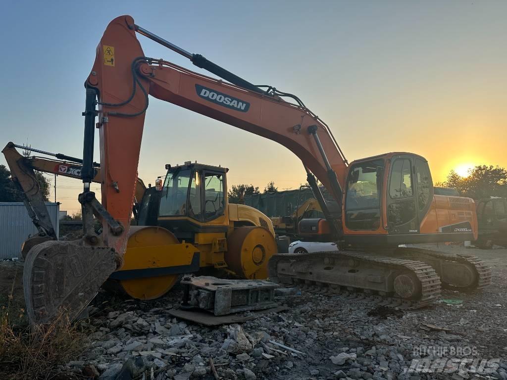 Doosan DX220LC-9 Εκσκαφείς με ερπύστριες