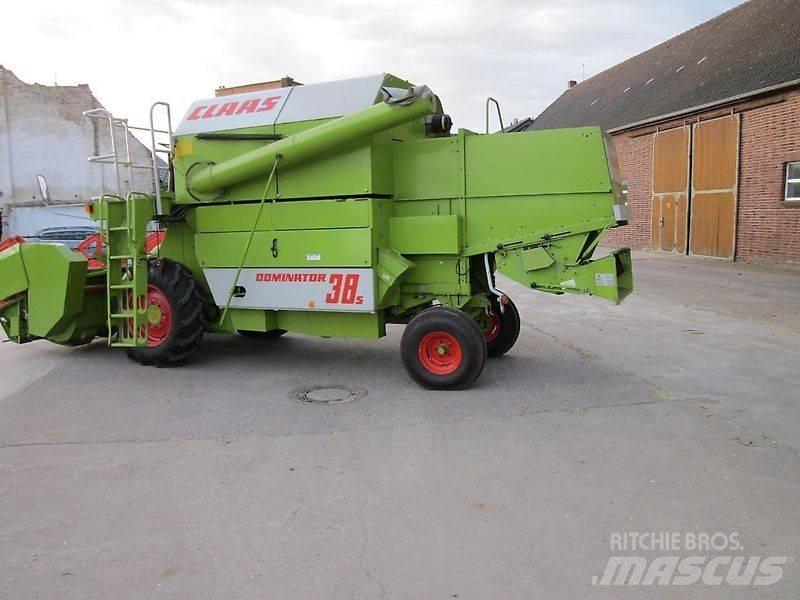 CLAAS Dominator 38 Θεριζοαλωνιστικές μηχανές