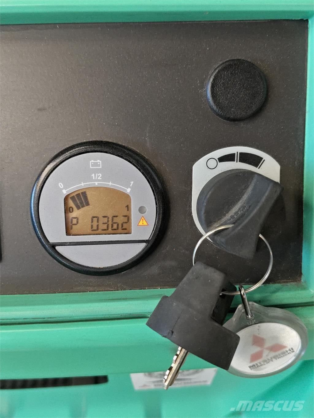 Mitsubishi PBV20N3 Φορτηγά με πλατφόρμα