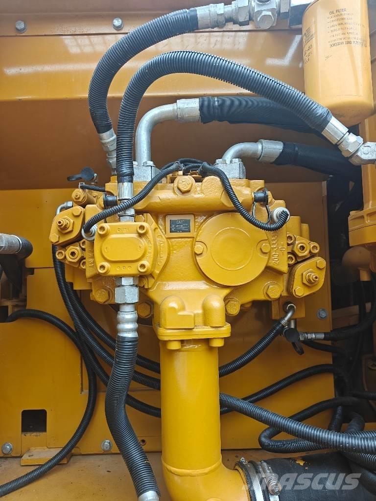 CAT 329 D2 L Εκσκαφείς με ερπύστριες