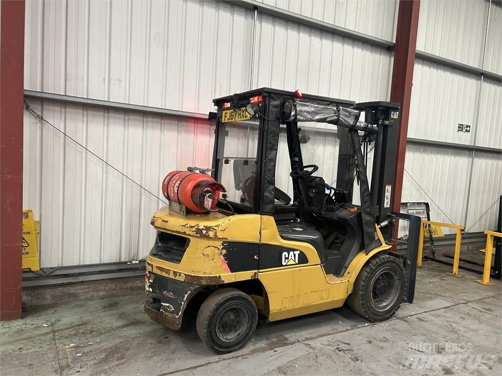 CAT GP35NT Περονοφόρα ανυψωτικά κλαρκ με φυσικό αέριο LPG