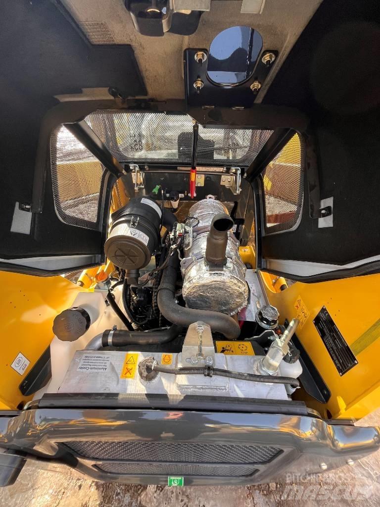 Komatsu SK815-8 Φορτωτάκια