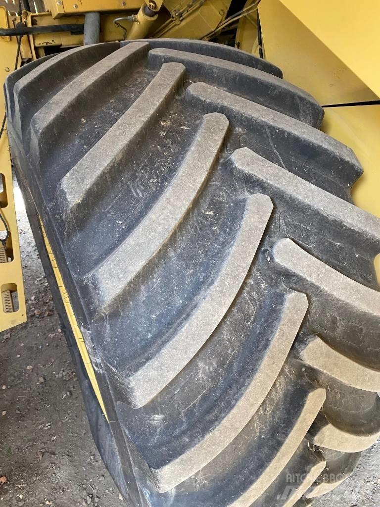 New Holland TX 62 Θεριζοαλωνιστικές μηχανές
