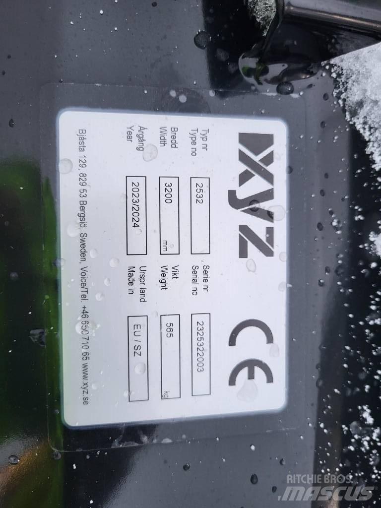 XYZ 320 PREMIUM Άροτρα