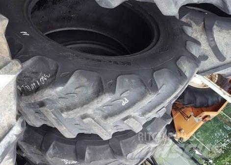  Pneu 13.6R28 Ελαστικά και ζάντες
