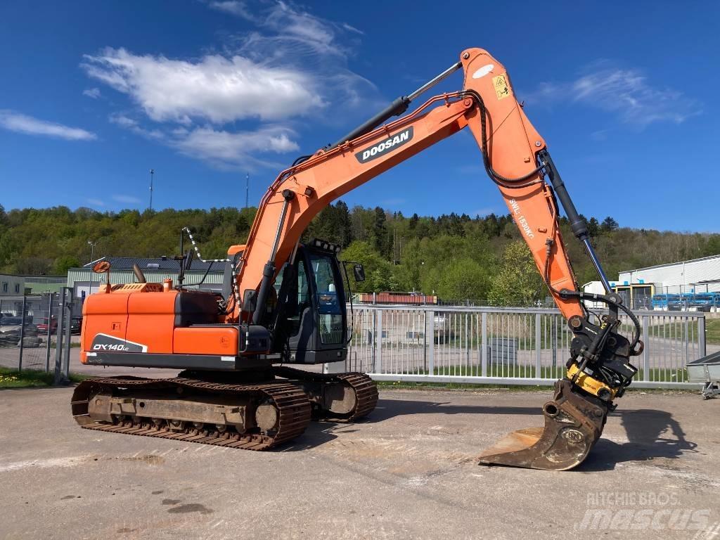 Doosan DX 140 LC Εκσκαφείς με ερπύστριες