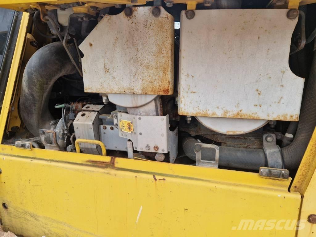 Komatsu D 65 PX-18 Μπουλντόζες με ερπύστριες