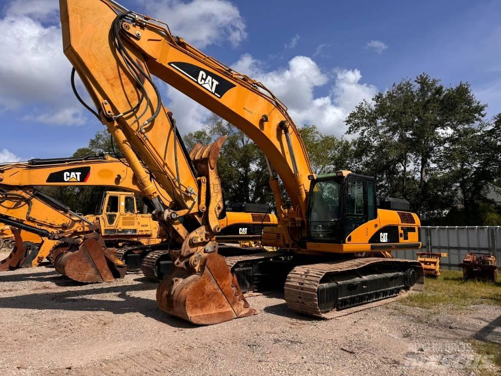 CAT 330 D L Εκσκαφείς με ερπύστριες
