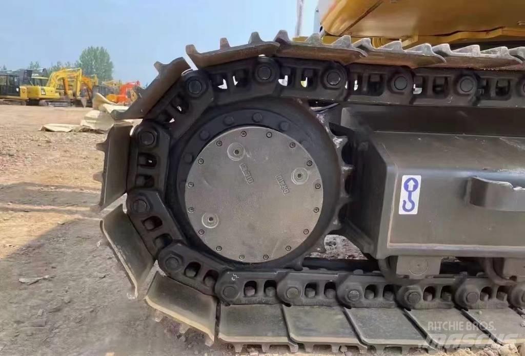 CAT 312 Εκσκαφείς με ερπύστριες
