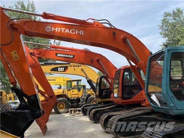 Hitachi EX200-3 Εκσκαφείς με ερπύστριες