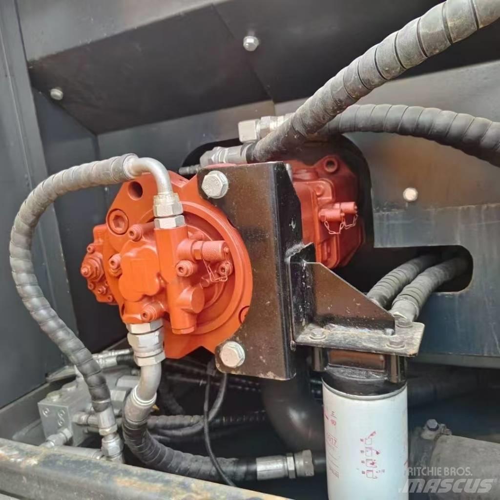 Hyundai 220-9S Εκσκαφείς με ερπύστριες