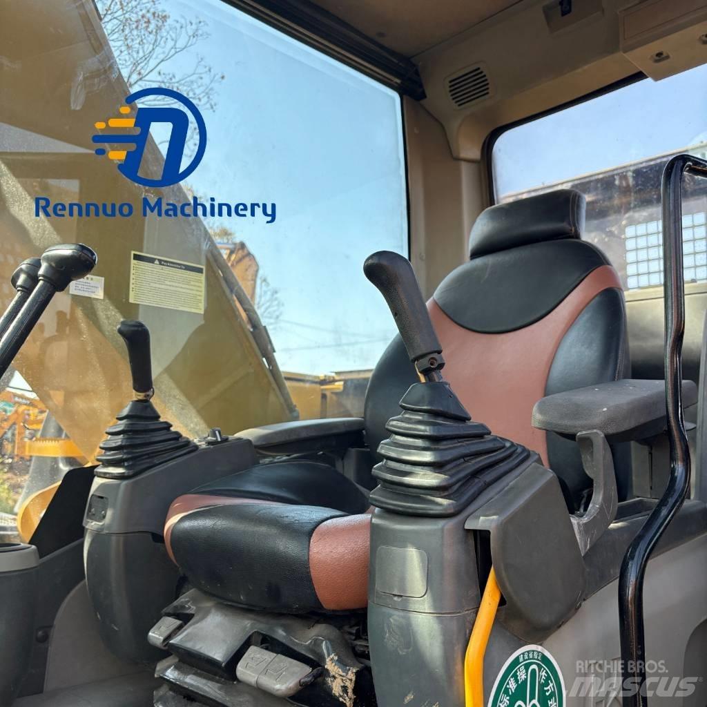 CAT 320D Εκσκαφείς με ερπύστριες