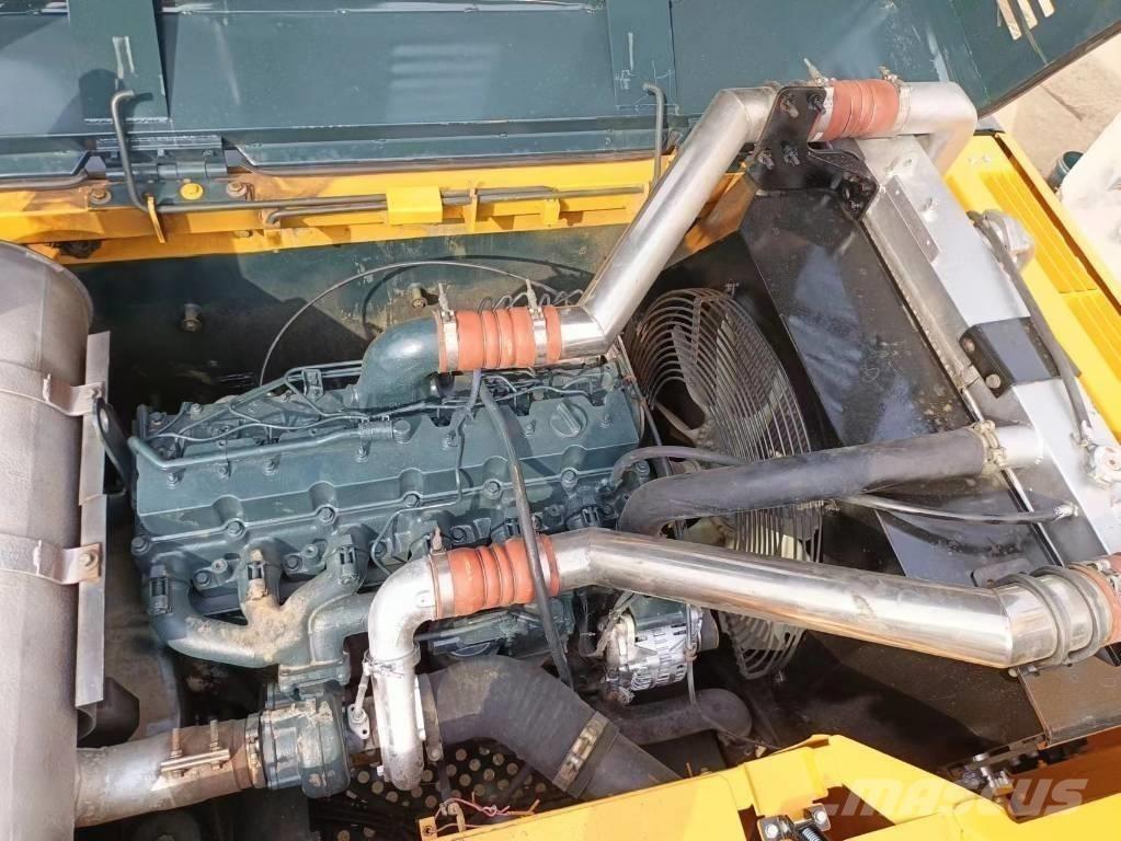 Hyundai 305-9 Εκσκαφείς με ερπύστριες