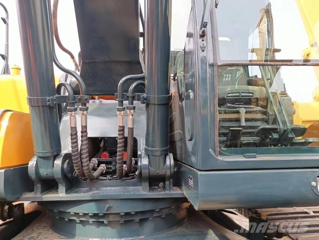 Hyundai 305-9 Εκσκαφείς με ερπύστριες