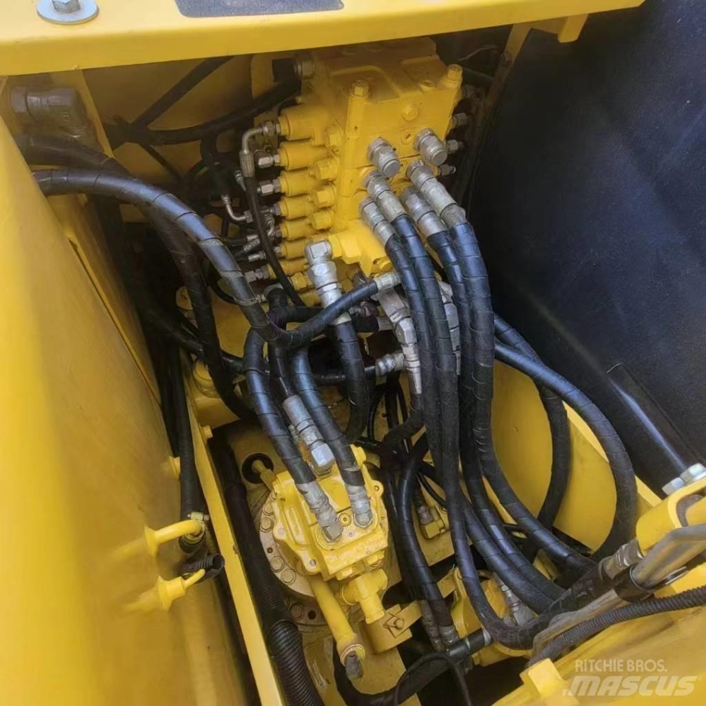Komatsu PC 130 Εκσκαφείς με ερπύστριες