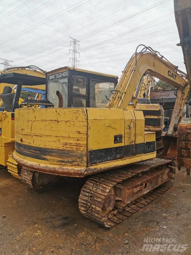 CAT E 70 B Εκσκαφείς με ερπύστριες