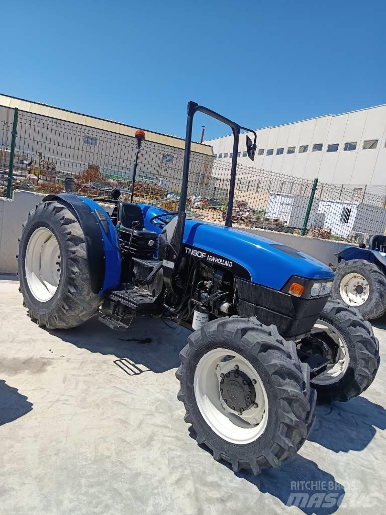 New Holland TN 90 F Τρακτέρ