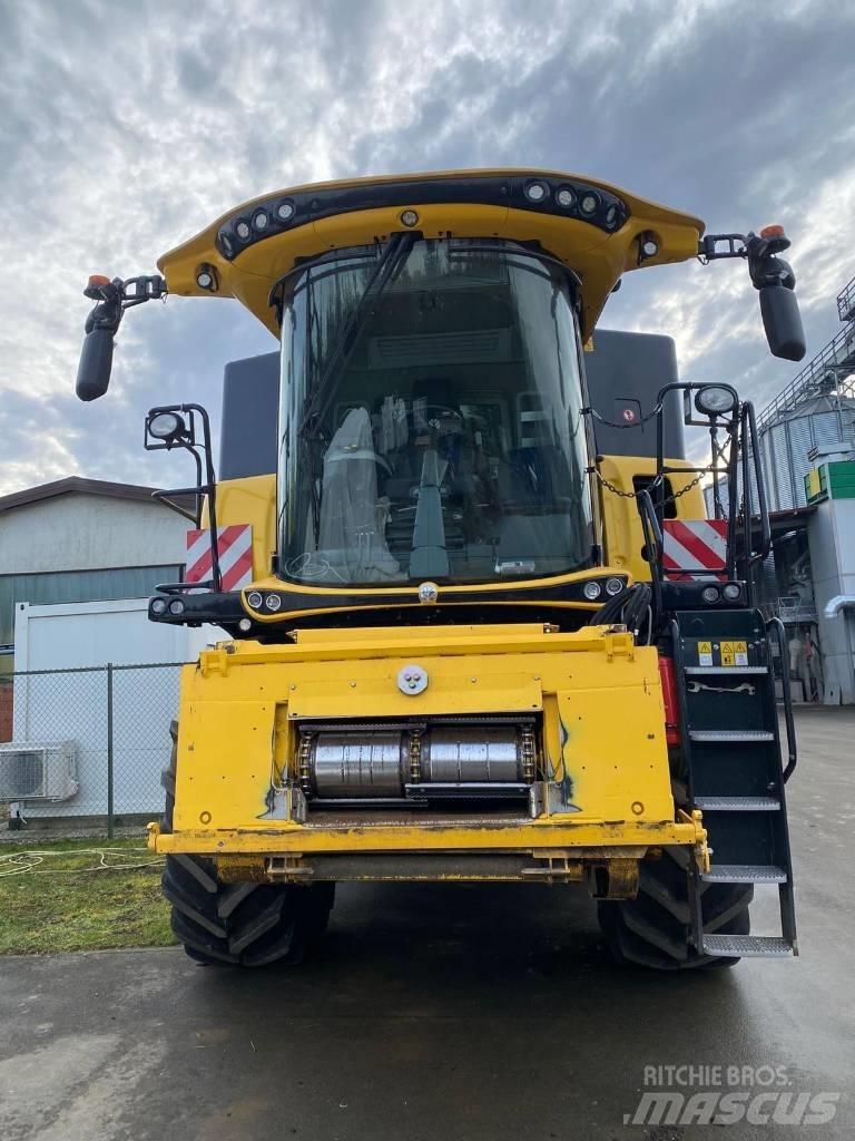 New Holland CR 7.90 Θεριζοαλωνιστικές μηχανές