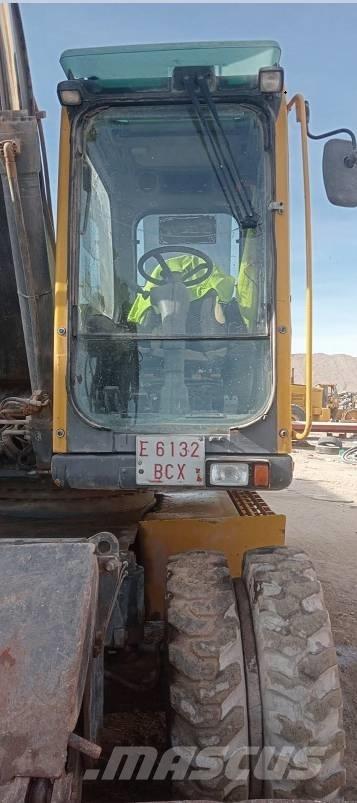 Volvo 180 Giratoria Εκσκαφείς με τροχούς - λάστιχα