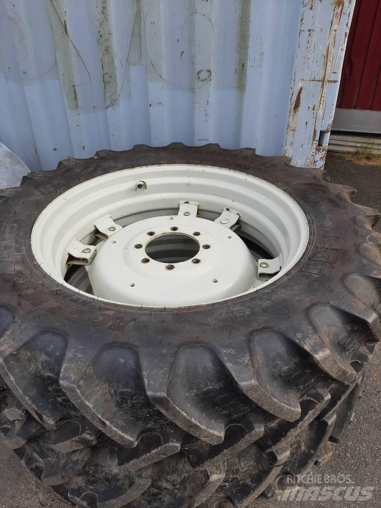 BKT 380/85R34 Άλλα εξαρτήματα για τρακτέρ