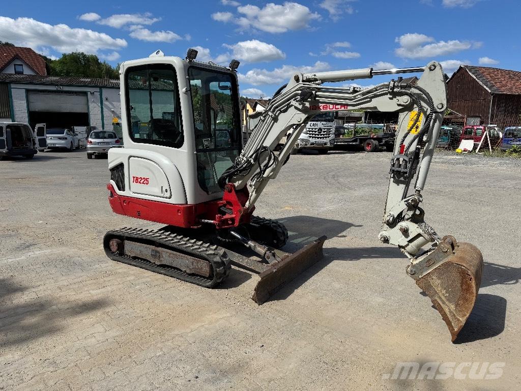 Takeuchi TB 225 Εκσκαφάκι (διαβολάκι) < 7t