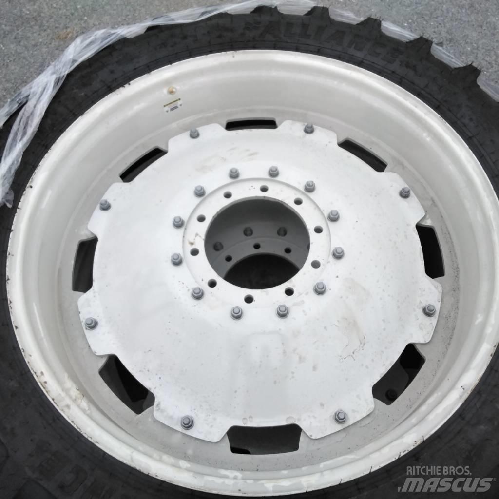 Alliance 300/95R46 Ελαστικά και ζάντες