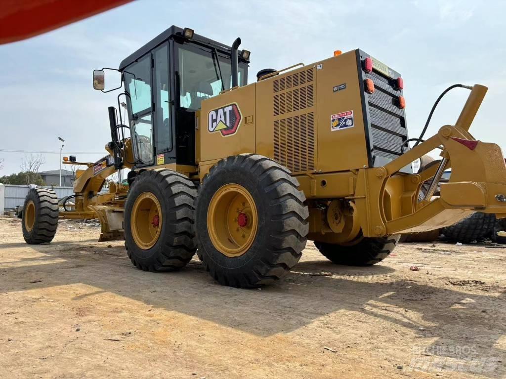 CAT 140 K Γκρέιντερς