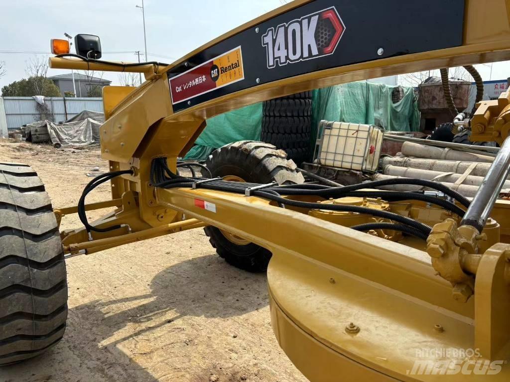 CAT 140 K Γκρέιντερς