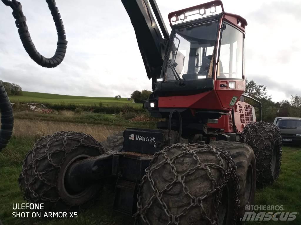 Komatsu 911 Θεριζοαλωνιστικές μηχανές