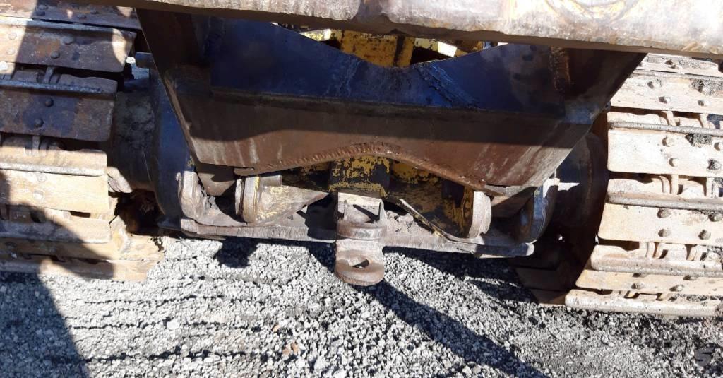 Komatsu D58E-1 Μπουλντόζες με ερπύστριες