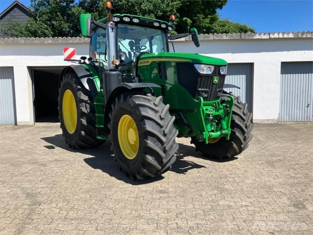 John Deere 6R 215 Τρακτέρ