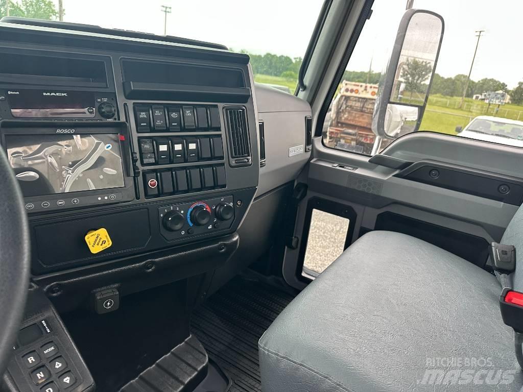 Mack MD7 Απορριμματοφόρα