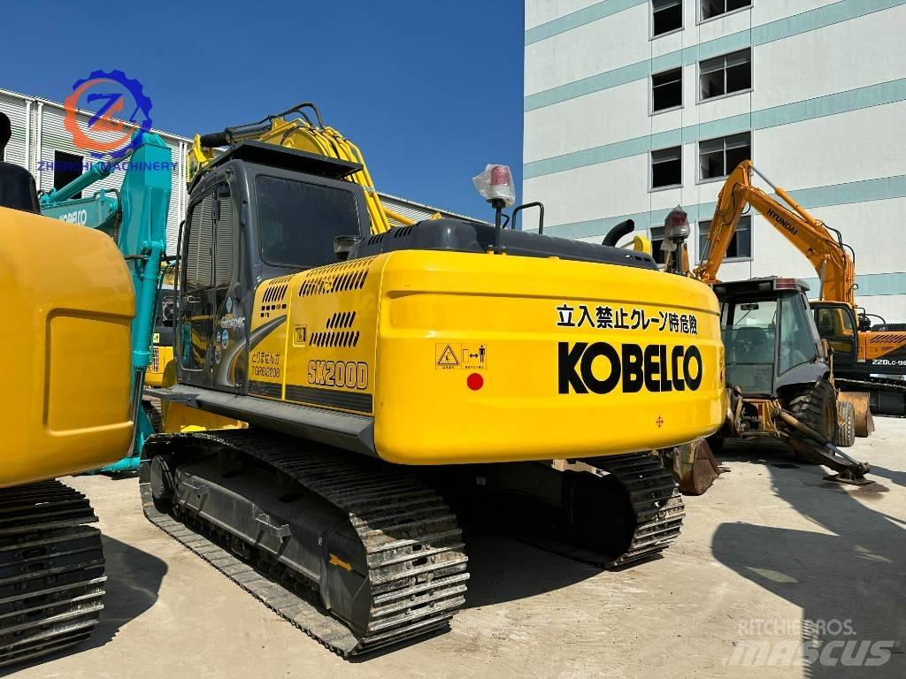 Kobelco SK 200 Εκσκαφείς με ερπύστριες
