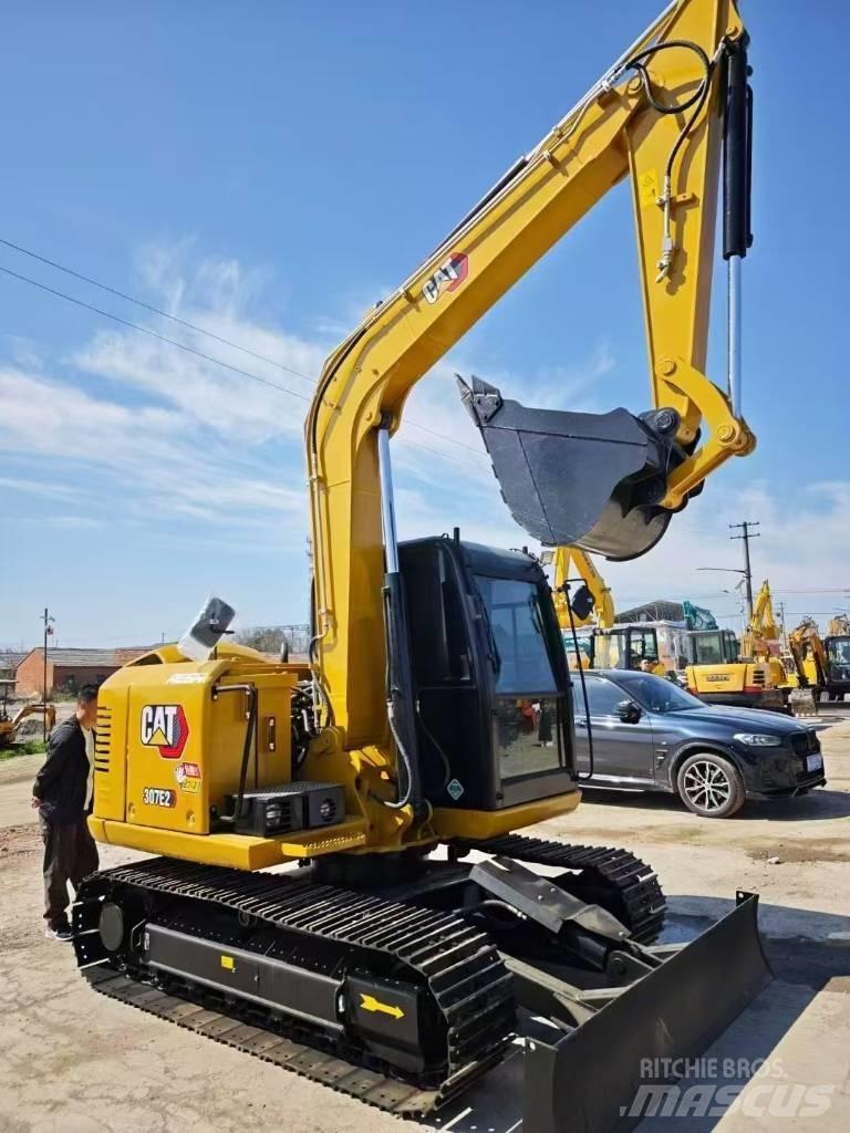 CAT 307E2 Εκσκαφείς με ερπύστριες