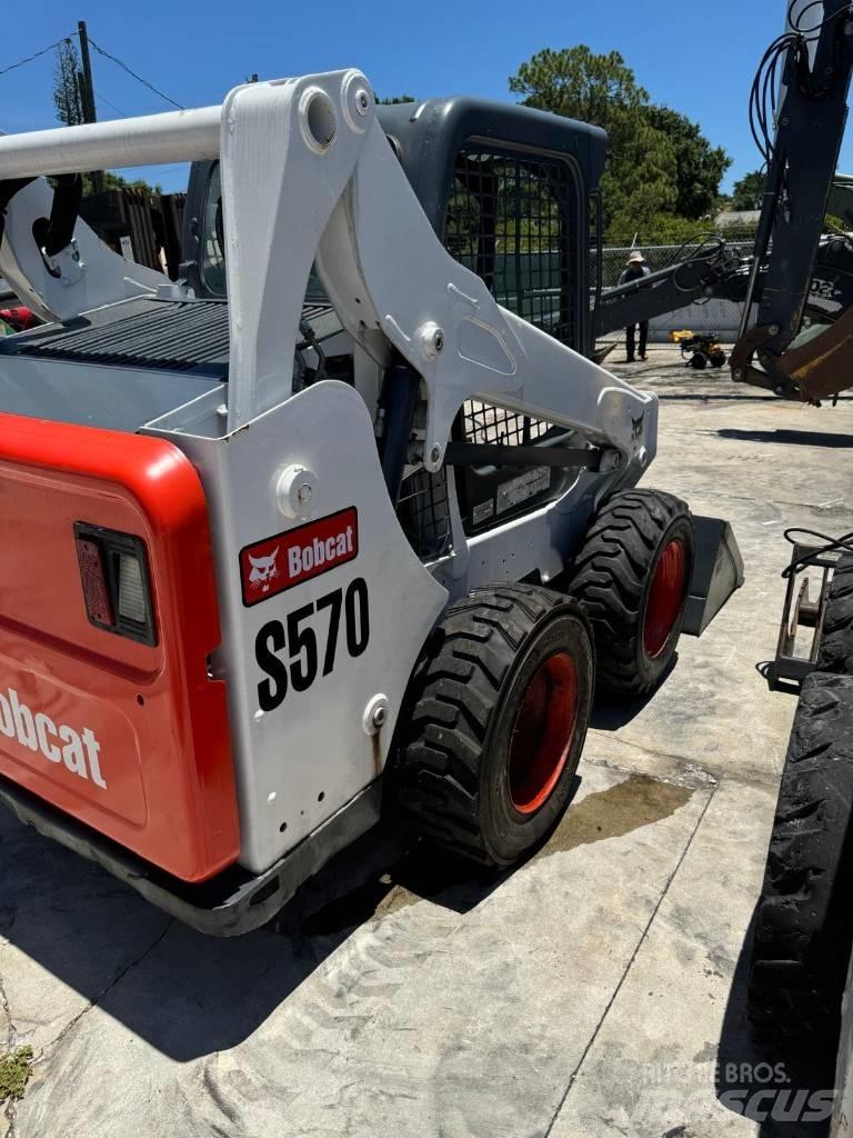 Bobcat S570 Φορτωτάκια