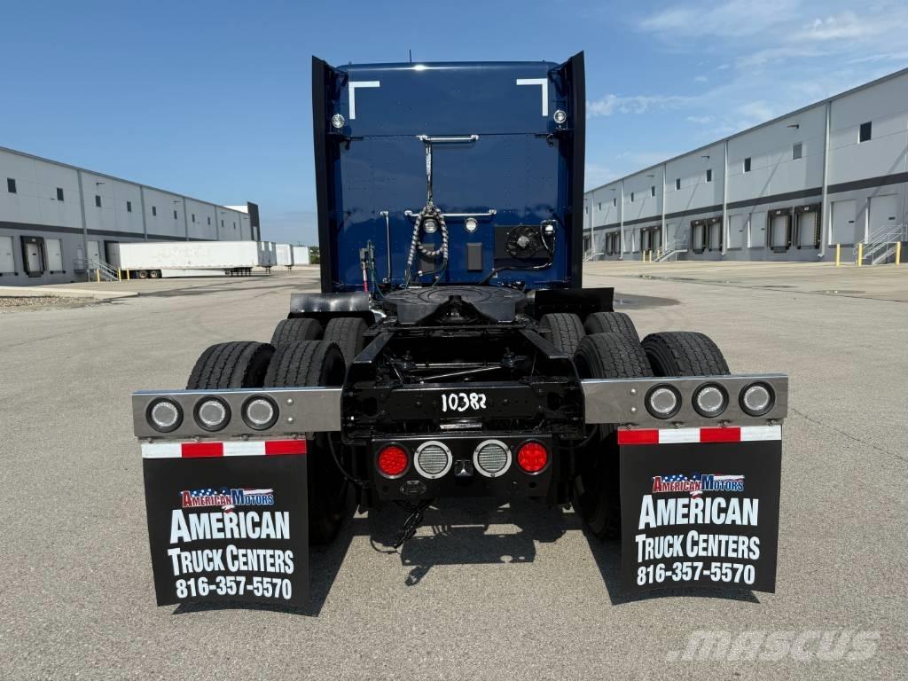 Kenworth W 990 Τράκτορες