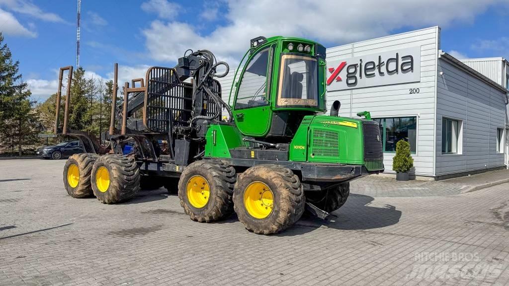 John Deere 1010 E Μεταφορείς ξυλείας