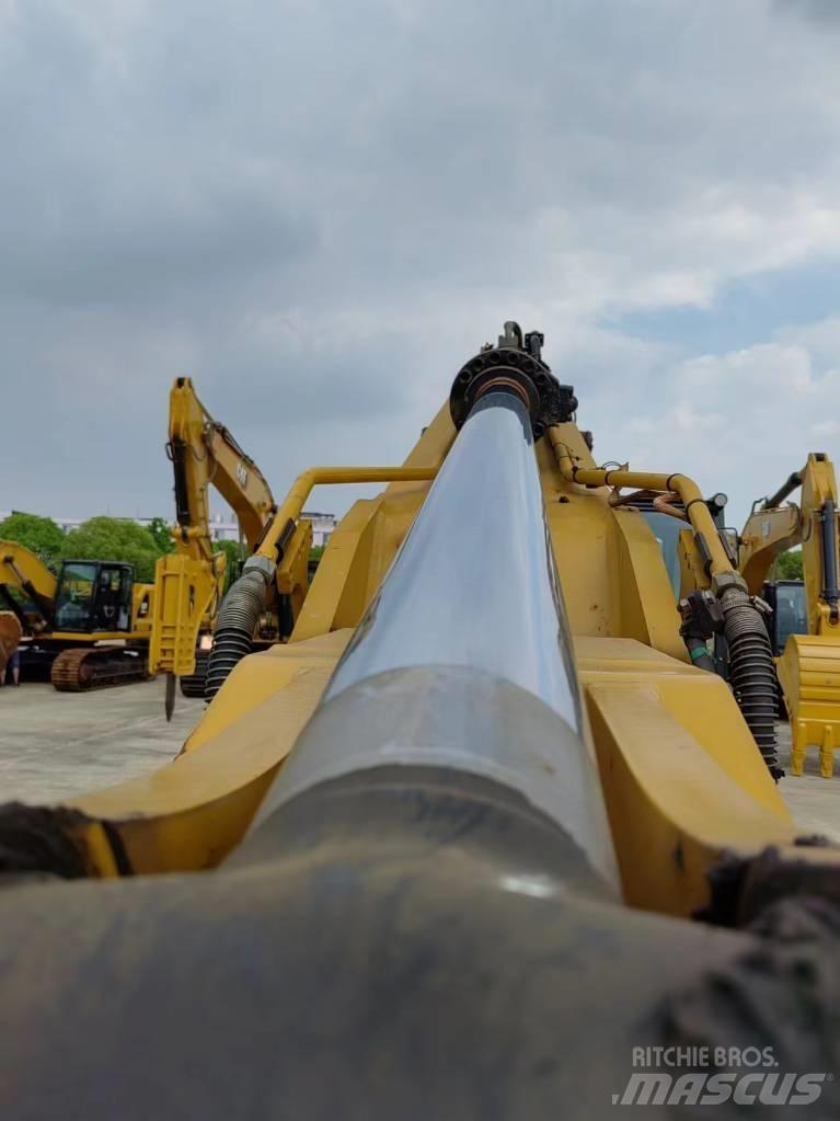 CAT 330 Εκσκαφείς με ερπύστριες
