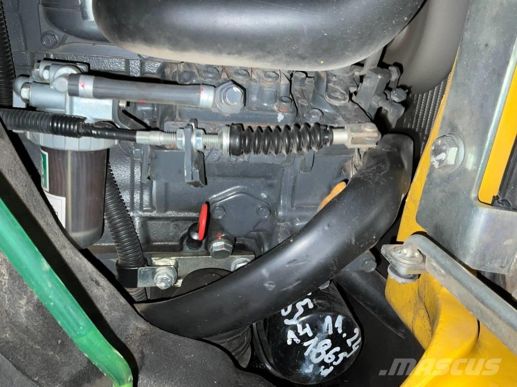 Komatsu PC 16 R-3 Εκσκαφάκι (διαβολάκι) < 7t