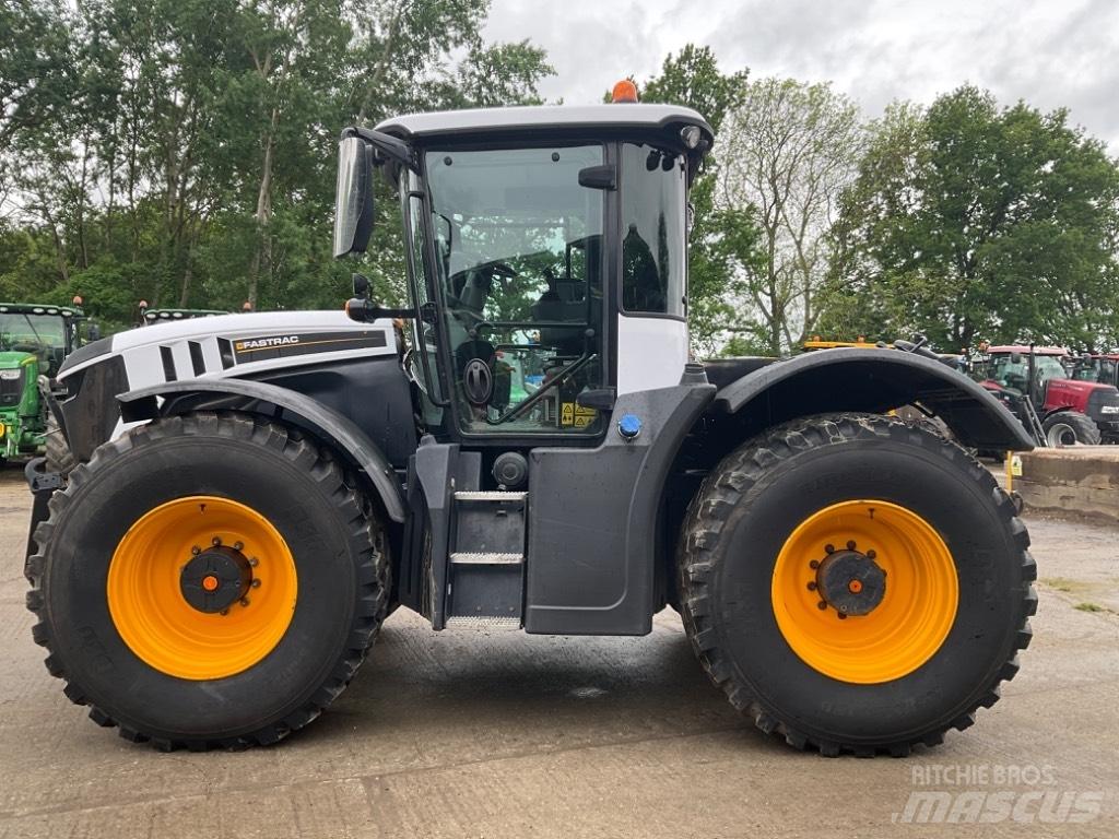 JCB Fastrac 4220 Τρακτέρ