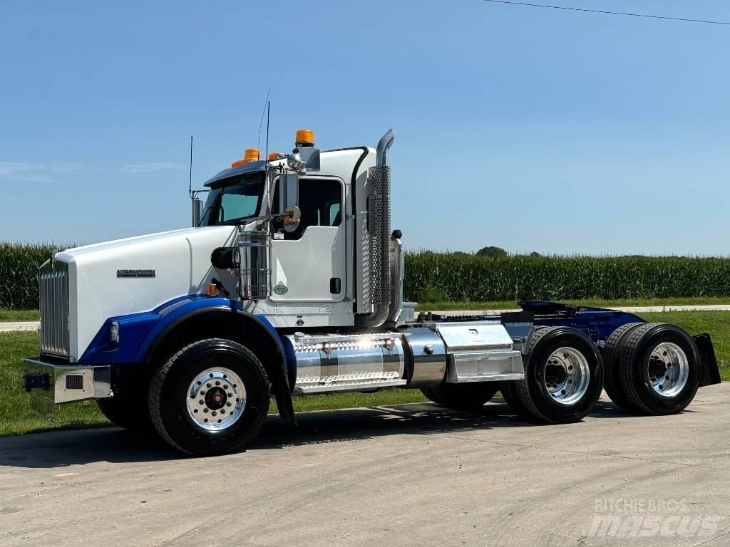 Kenworth T 800 Τράκτορες