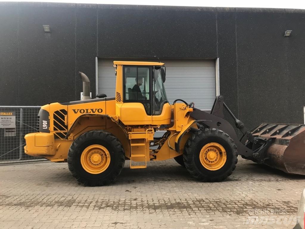 Volvo L90F Φορτωτές με λάστιχα (Τροχοφόροι)