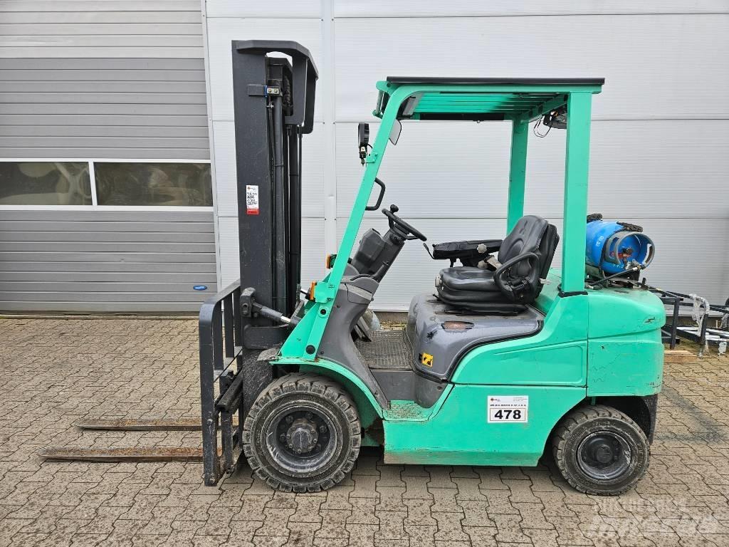 Mitsubishi FG 25 Περονοφόρα ανυψωτικά κλαρκ με φυσικό αέριο LPG