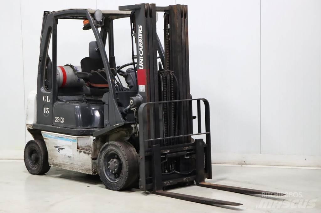Nissan U1D2A20LQ Περονοφόρα ανυψωτικά κλαρκ με φυσικό αέριο LPG