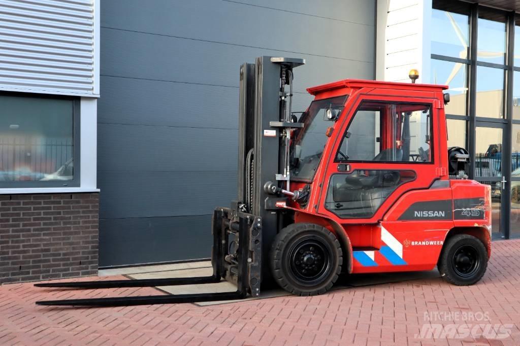 Nissan J1F4A45LY Περονοφόρα ανυψωτικά κλαρκ με φυσικό αέριο LPG