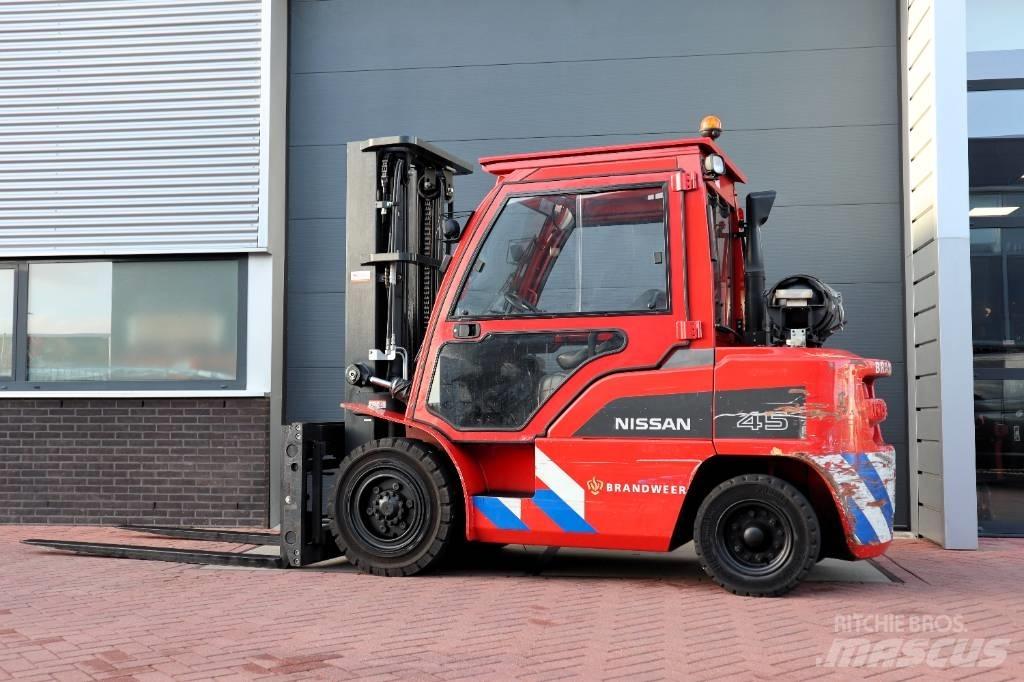 Nissan J1F4A45LY Περονοφόρα ανυψωτικά κλαρκ με φυσικό αέριο LPG